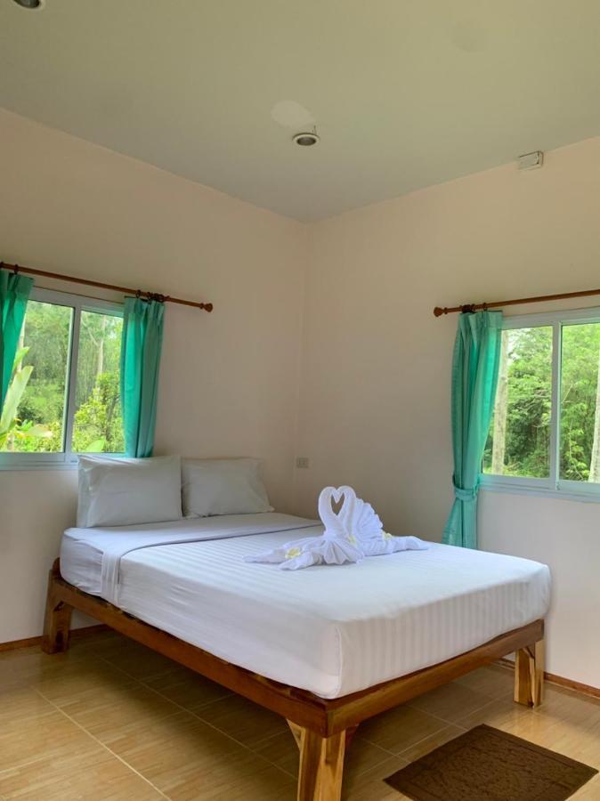 Khaosok Bamboo Huts Resort Khao Sok National Park Dış mekan fotoğraf
