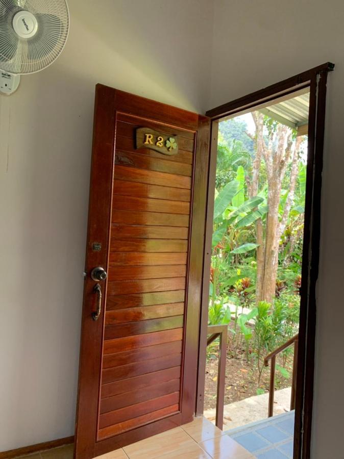 Khaosok Bamboo Huts Resort Khao Sok National Park Dış mekan fotoğraf
