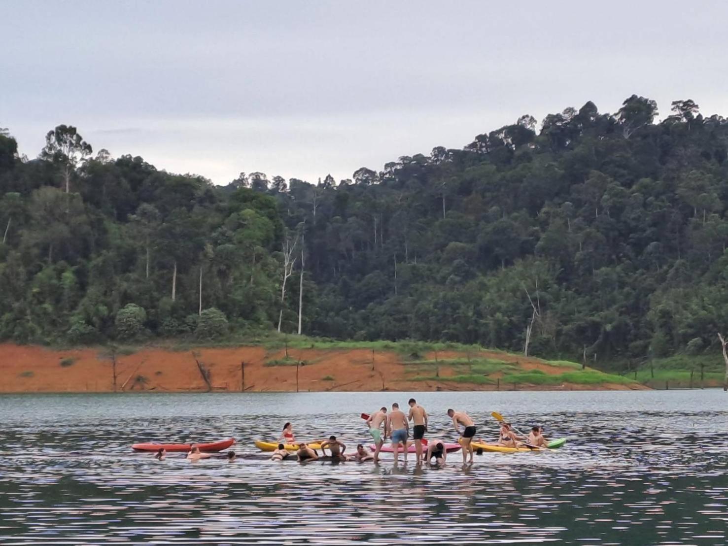 Khaosok Bamboo Huts Resort Khao Sok National Park Dış mekan fotoğraf