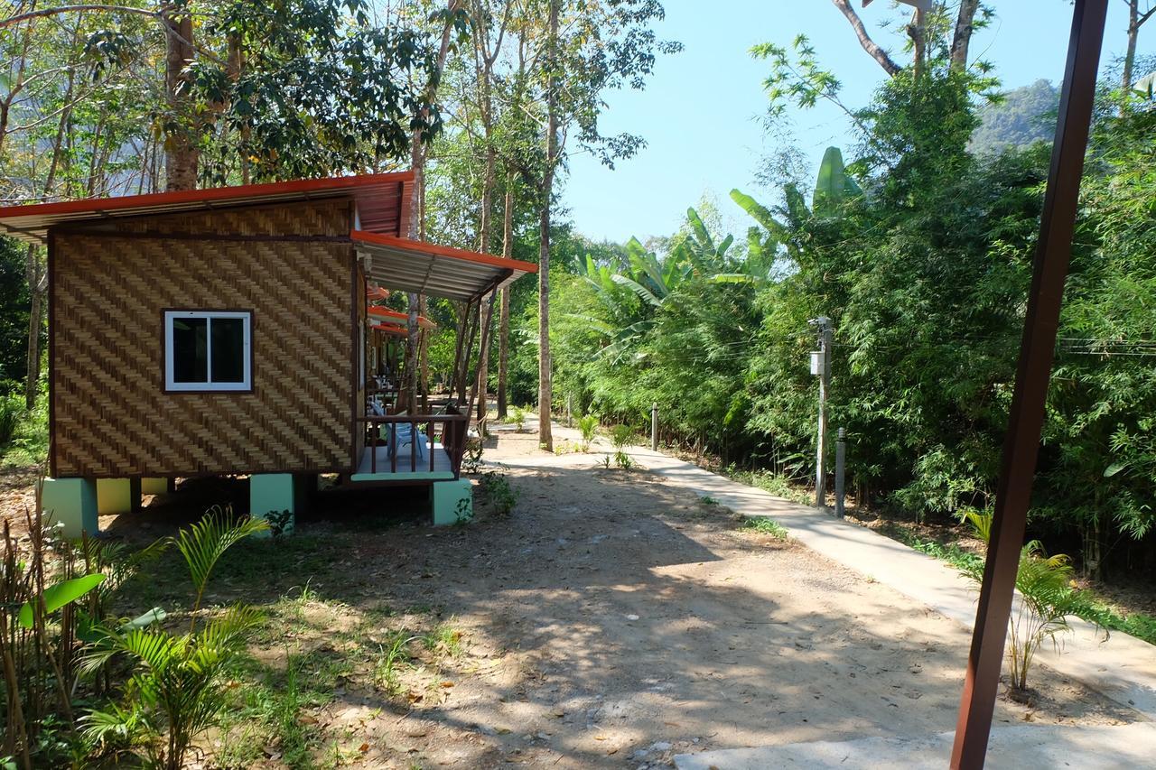 Khaosok Bamboo Huts Resort Khao Sok National Park Dış mekan fotoğraf